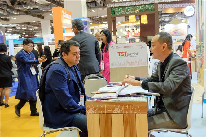 Việt Nam tham dự Hội chợ Du lịch Quốc tế châu Á tại Singapore - Ảnh 1.